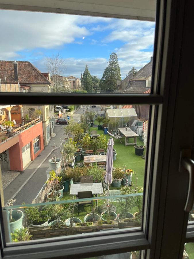 Chambre Papillon Avec Acces Terasse La Neuveville Buitenkant foto